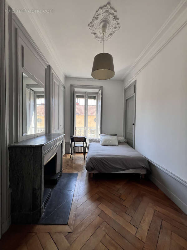 Appartement à LYON-1E