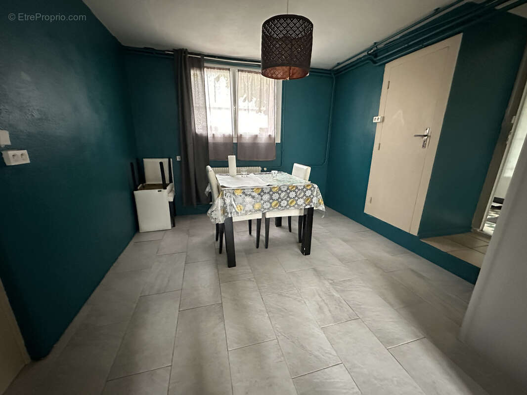 Maison à SAINT-AIGULIN