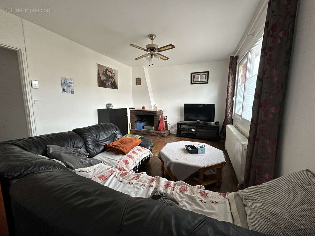 Maison à SAINT-AIGULIN