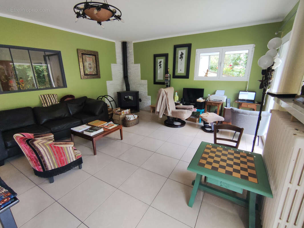 Maison à ROGNY-LES-SEPT-ECLUSES