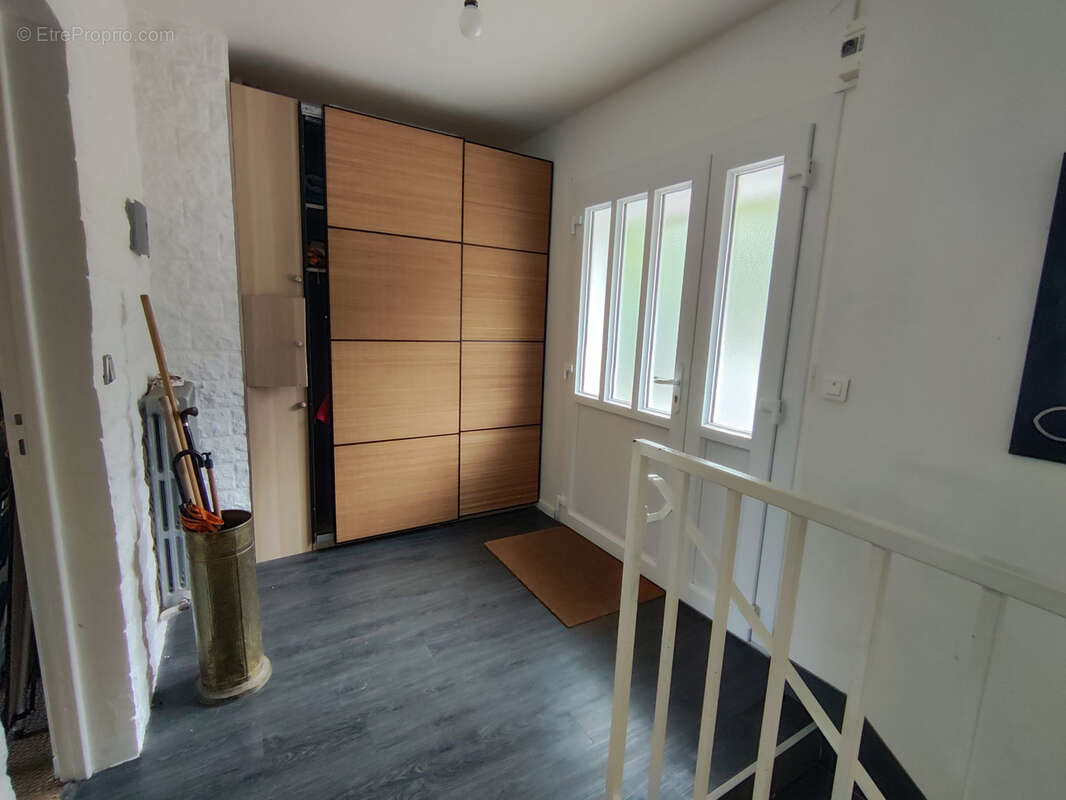 Maison à ROGNY-LES-SEPT-ECLUSES