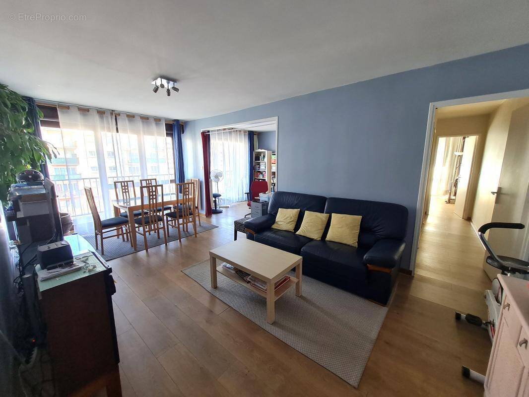 Appartement à JUVISY-SUR-ORGE