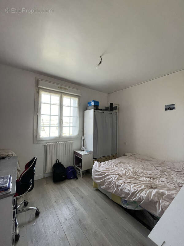 Maison à CHATILLON-SUR-COLMONT