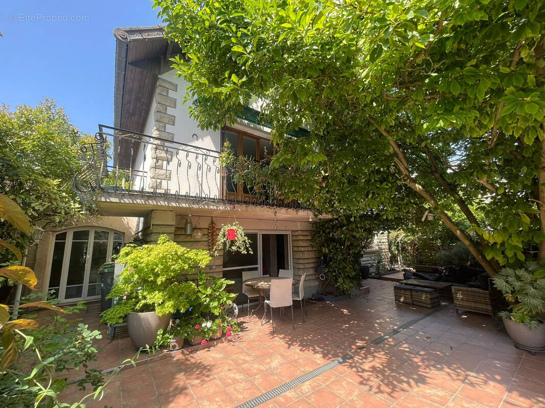 Maison à MITRY-MORY