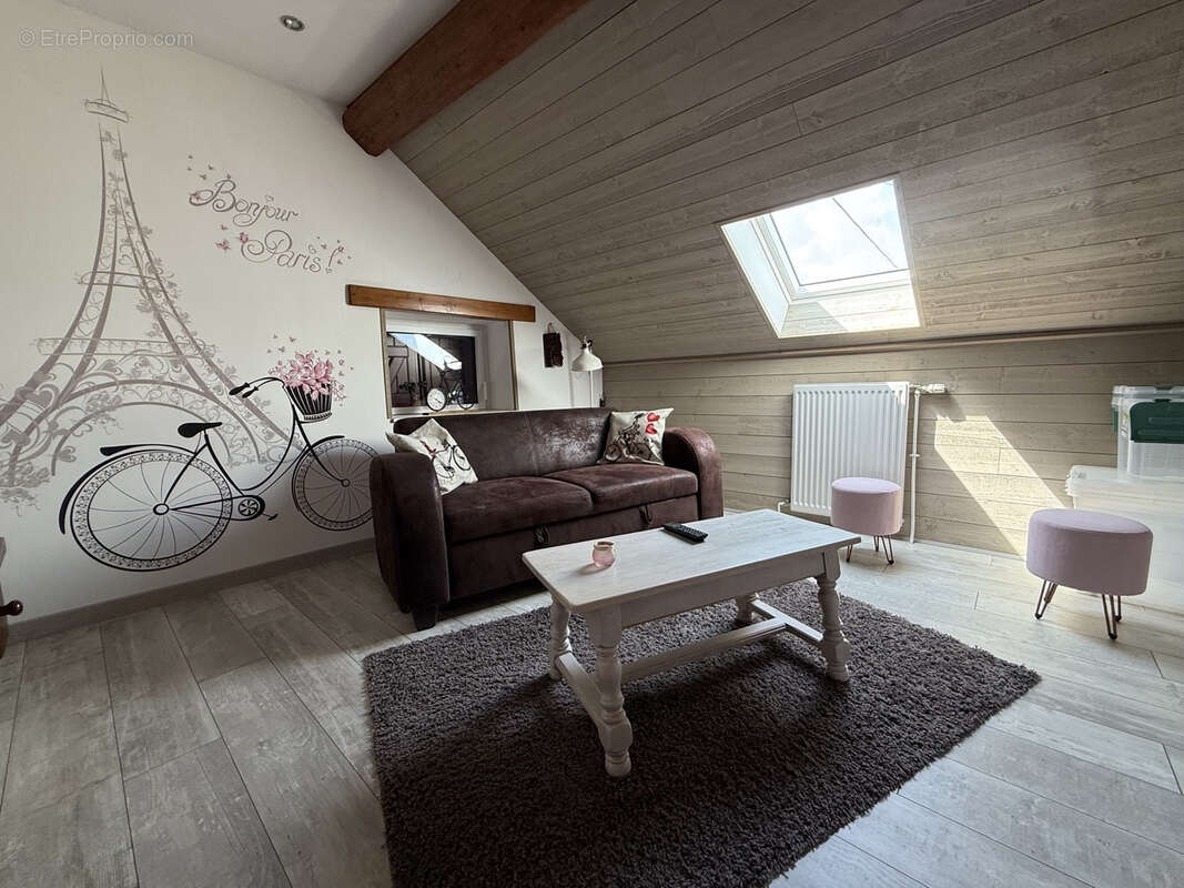 Maison à LONGECOURT-EN-PLAINE