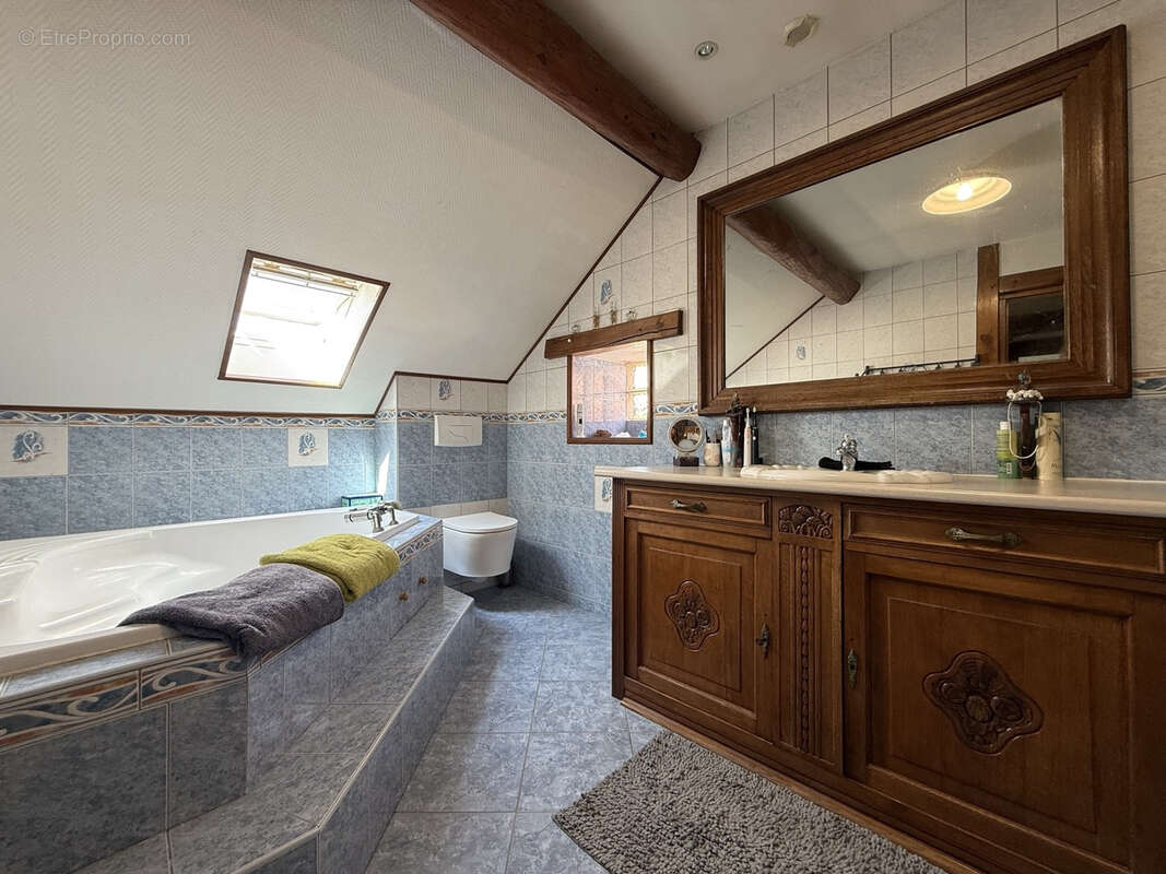 Maison à LONGECOURT-EN-PLAINE