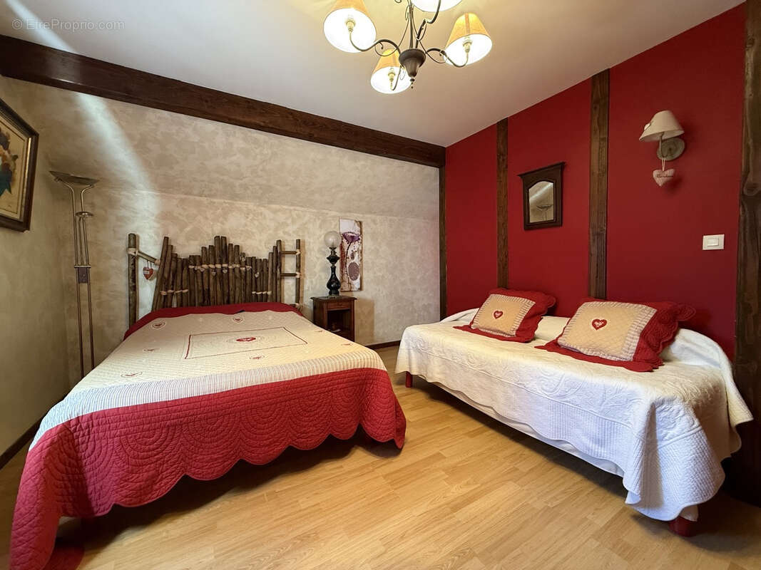 Maison à LONGECOURT-EN-PLAINE