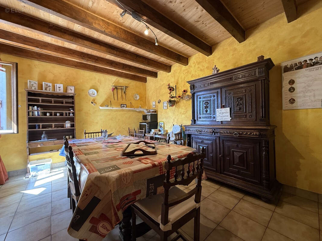 Maison à LONGECOURT-EN-PLAINE