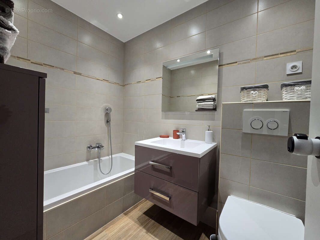 Appartement à MANDELIEU-LA-NAPOULE