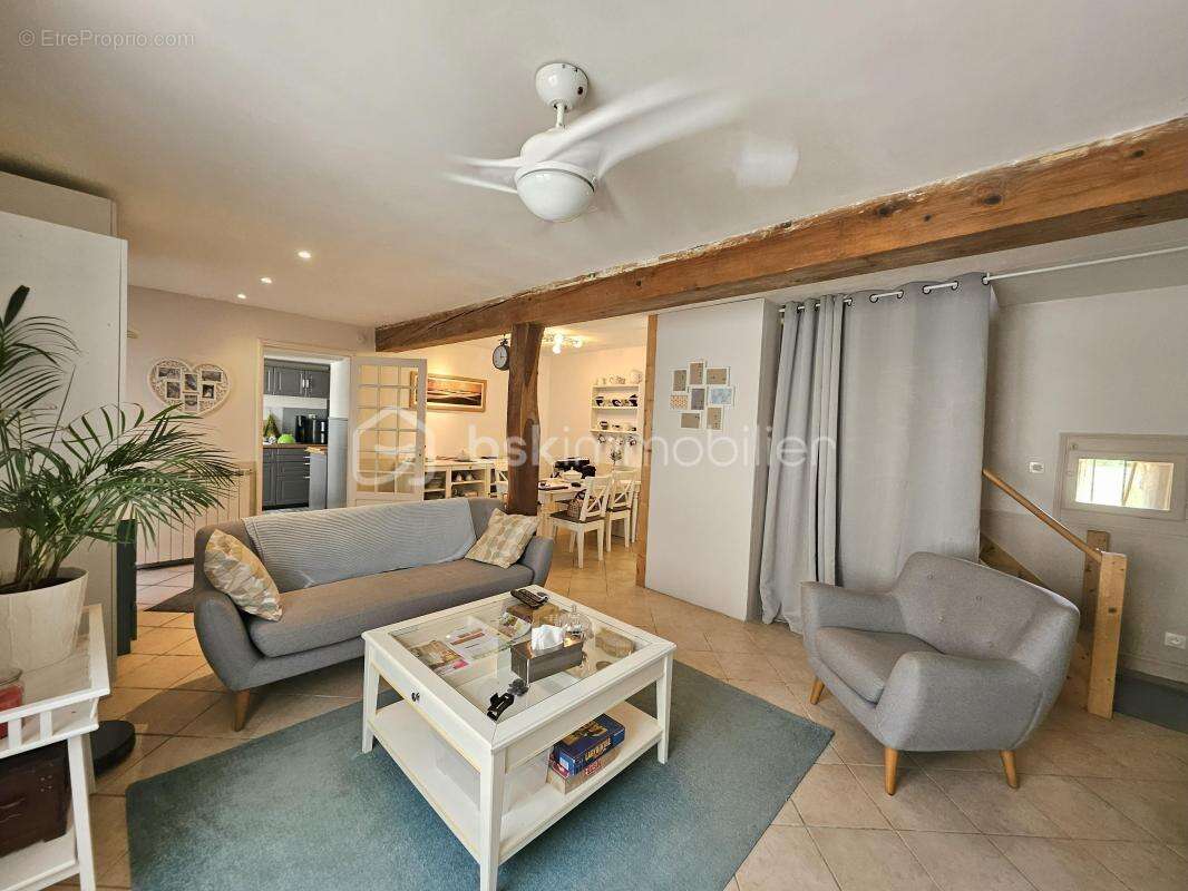 Maison à CASTELNAU-D'ARBIEU