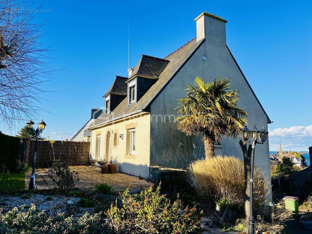Maison à PLOUBAZLANEC
