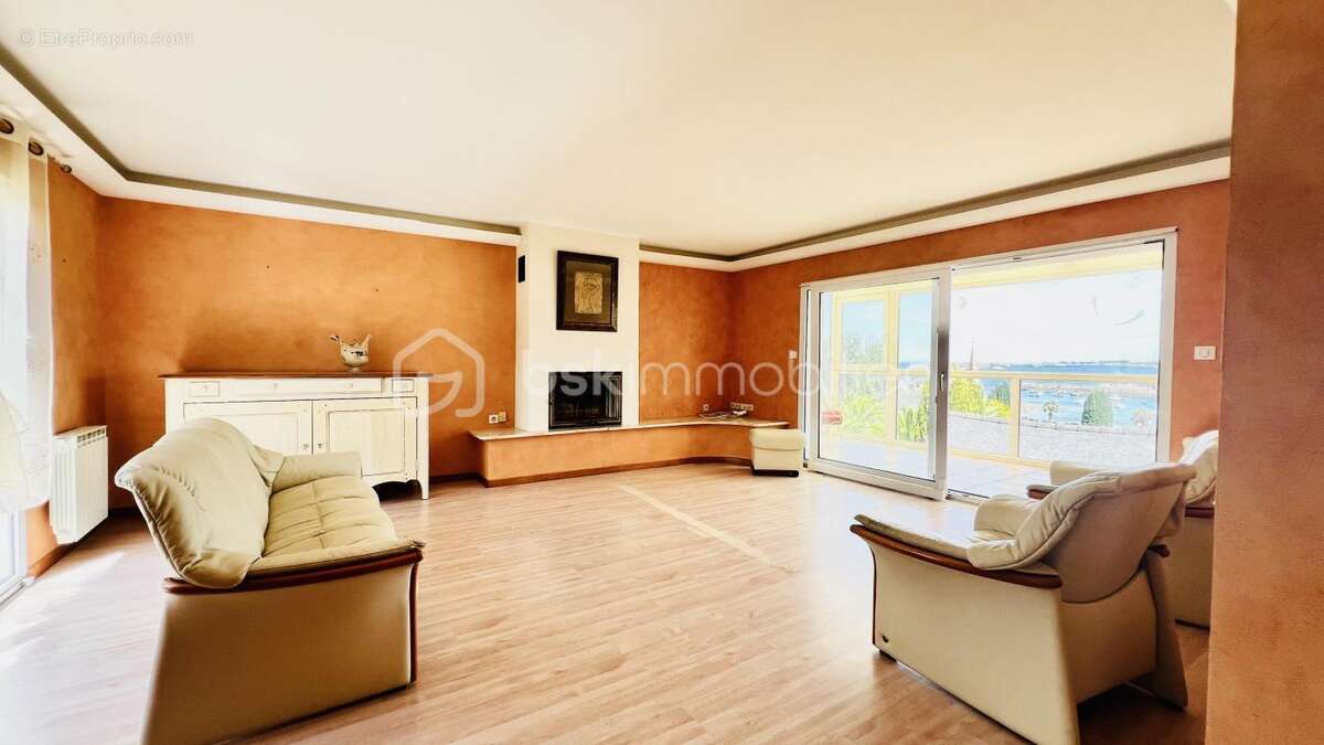 Maison à PLOUBAZLANEC