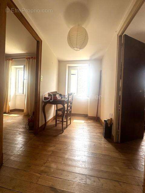 Maison à SAUZE-VAUSSAIS