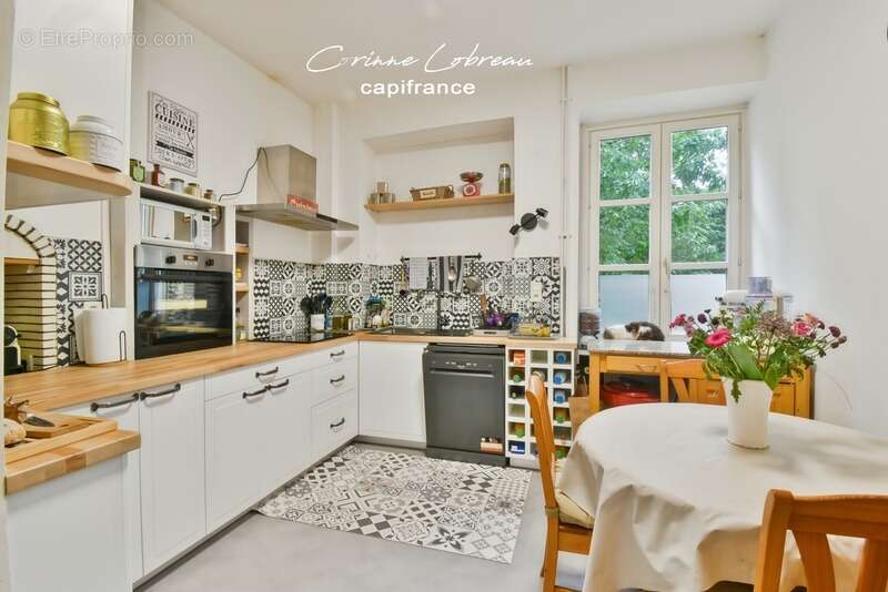 Appartement à CHARNAY-LES-MACON