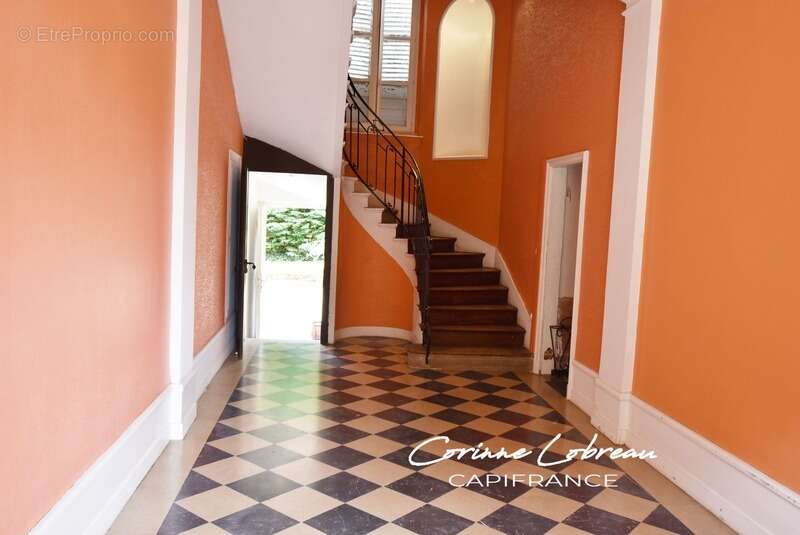 Appartement à CHARNAY-LES-MACON