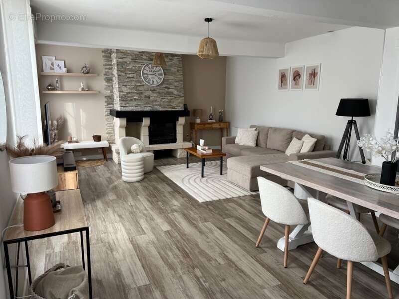 Maison à GRISY-LES-PLATRES