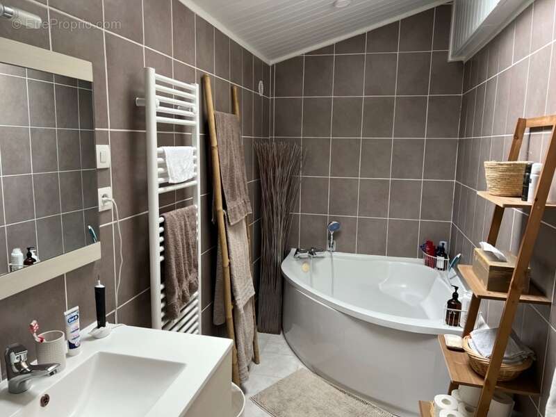 Maison à GRISY-LES-PLATRES