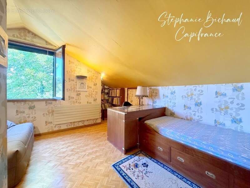 Maison à CHATEAUVIEUX