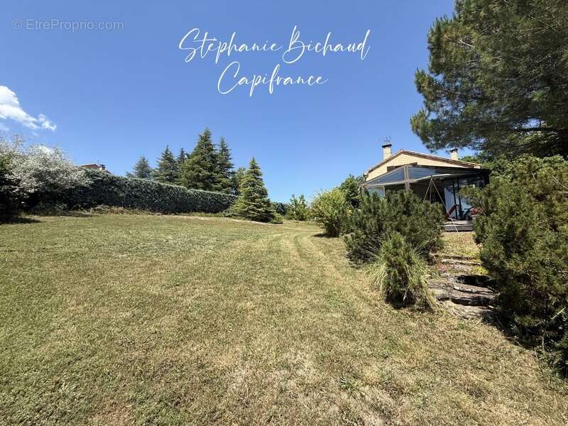 Maison à CHATEAUVIEUX