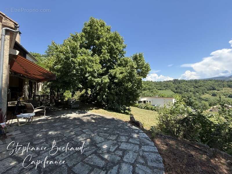 Maison à CHATEAUVIEUX