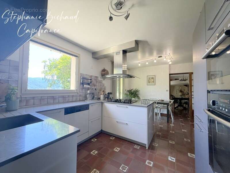 Maison à CHATEAUVIEUX