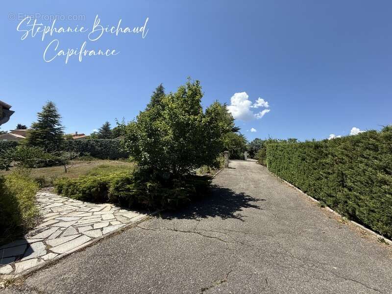 Maison à CHATEAUVIEUX