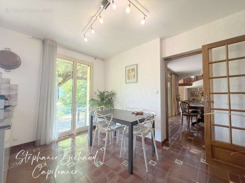 Maison à CHATEAUVIEUX