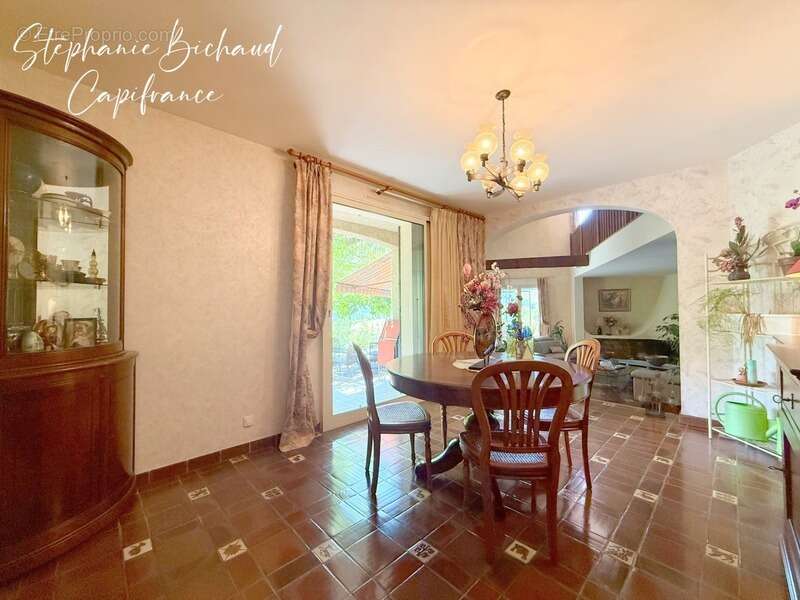 Maison à CHATEAUVIEUX