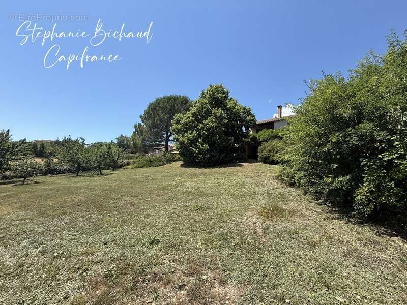 Maison à CHATEAUVIEUX