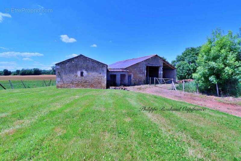 Maison à FOUSSAIS-PAYRE