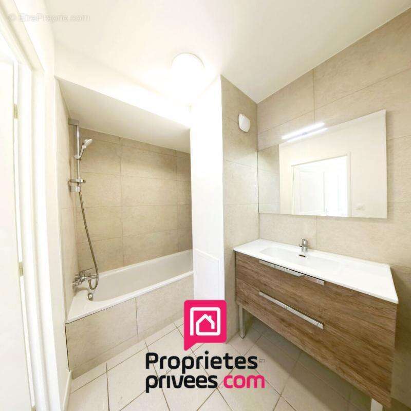 Appartement à TASSIN-LA-DEMI-LUNE