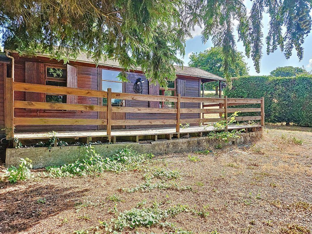 Maison à FRESNAY-SUR-SARTHE