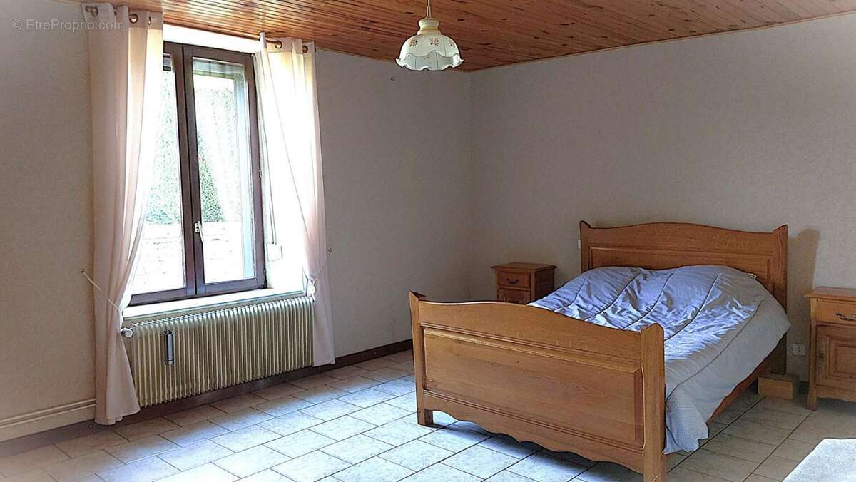 Maison à PASSAVANT-LA-ROCHERE