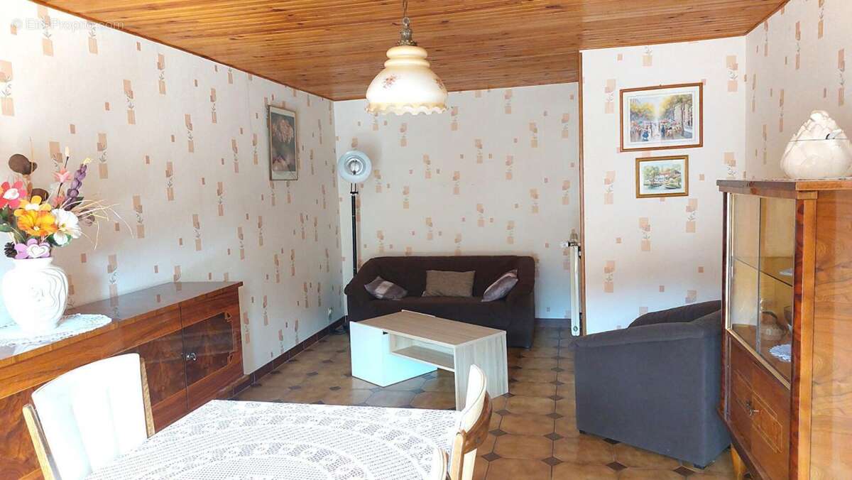 Maison à PASSAVANT-LA-ROCHERE