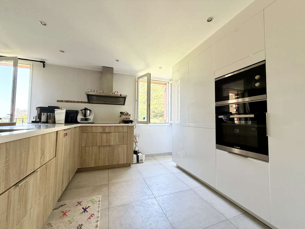 Appartement à ROQUEBRUNE-CAP-MARTIN