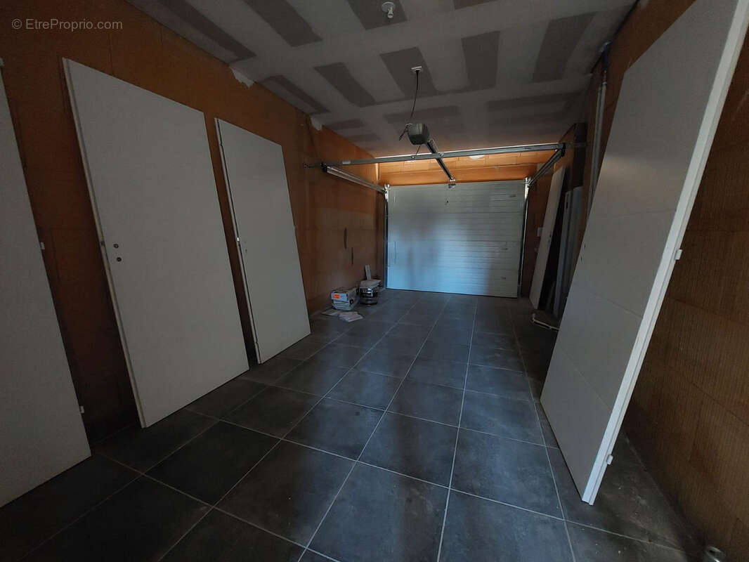 Maison à SAINT-JEAN-LASSEILLE