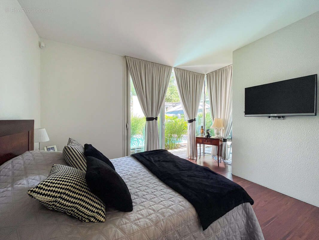 Maison à LE TAILLAN-MEDOC