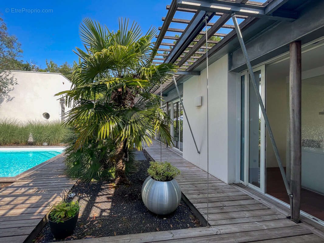 Maison à LE TAILLAN-MEDOC