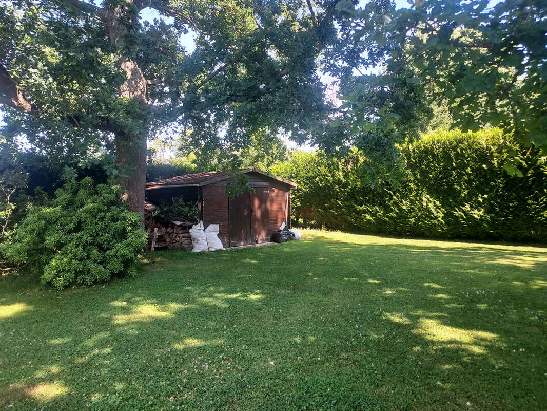 Maison à LIVILLIERS