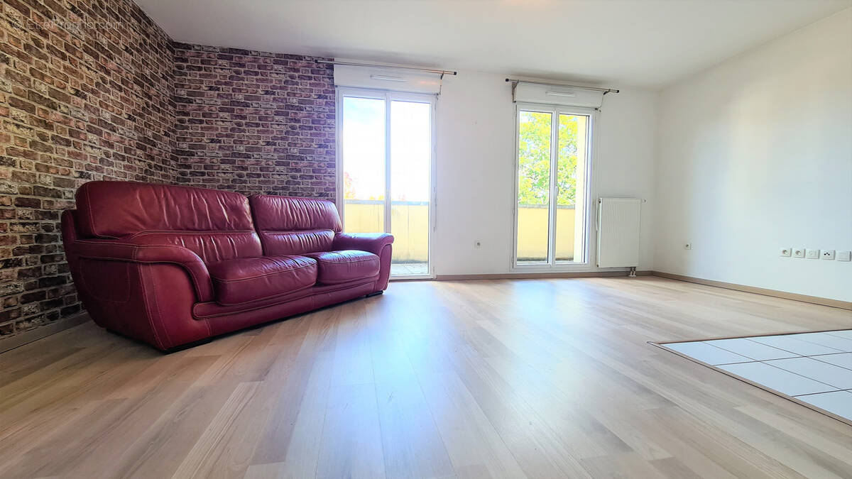 Appartement à MARLY-LA-VILLE