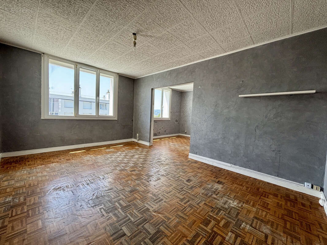 Appartement à BOURG-LES-VALENCE