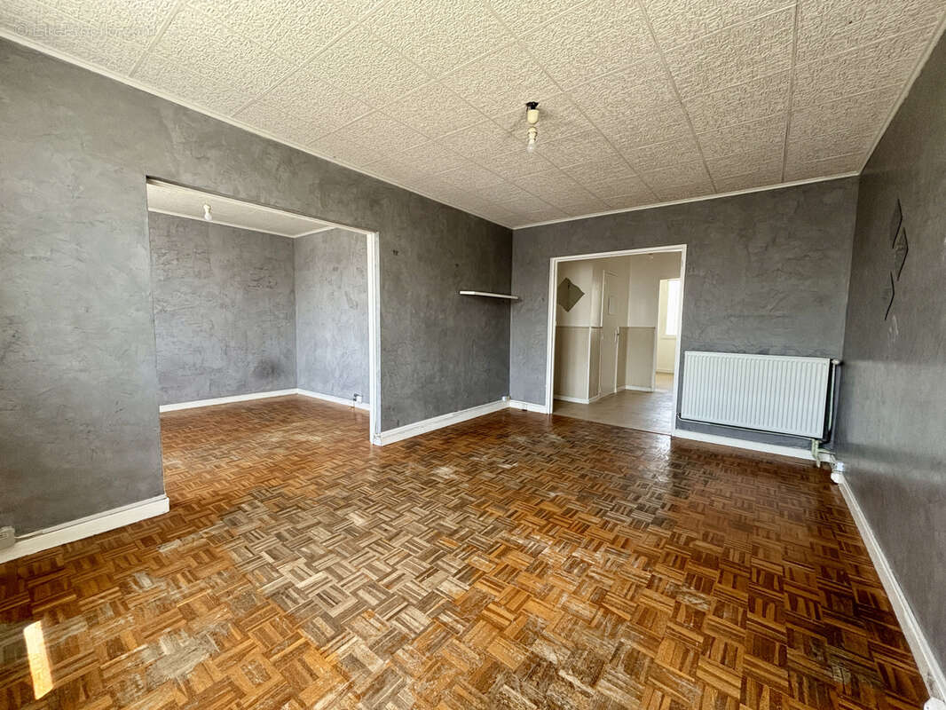 Appartement à BOURG-LES-VALENCE