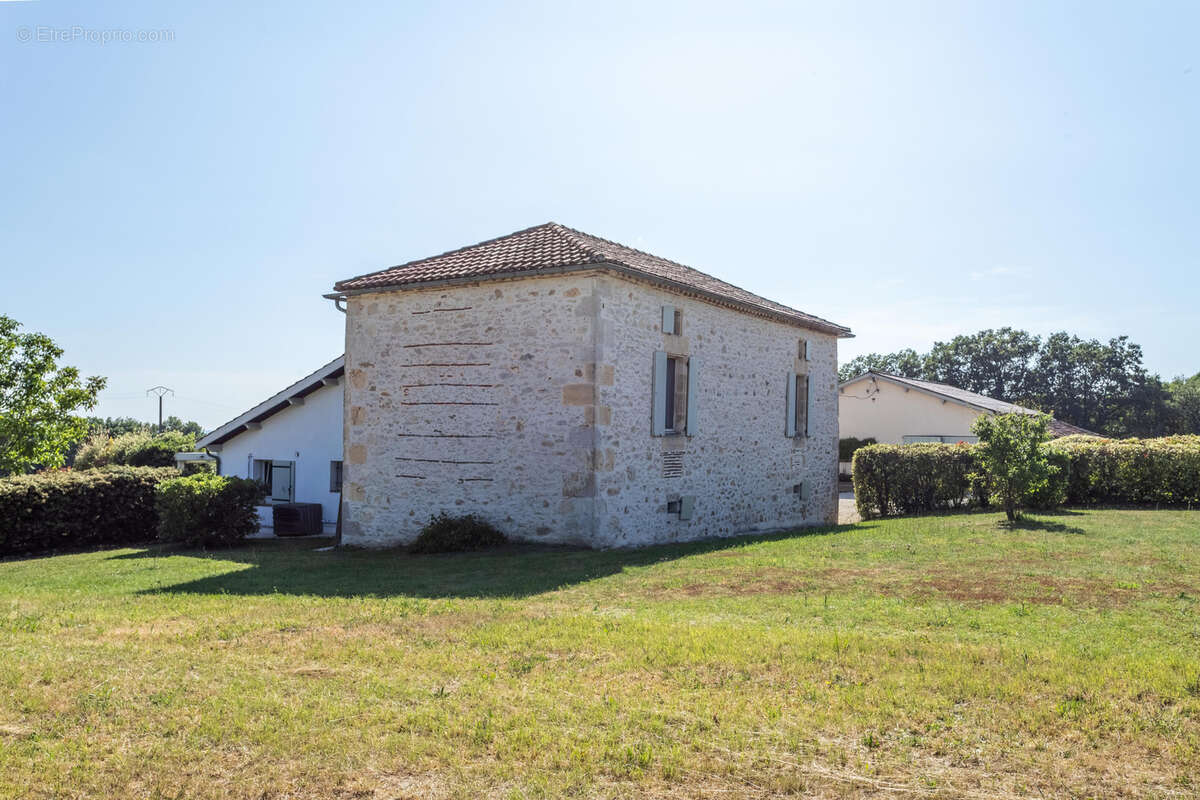 Maison à TOURNON-D&#039;AGENAIS