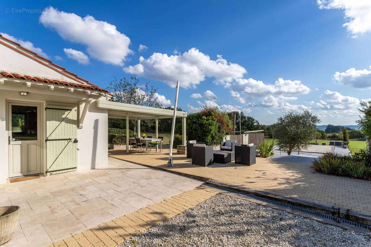 Maison à TOURNON-D&#039;AGENAIS