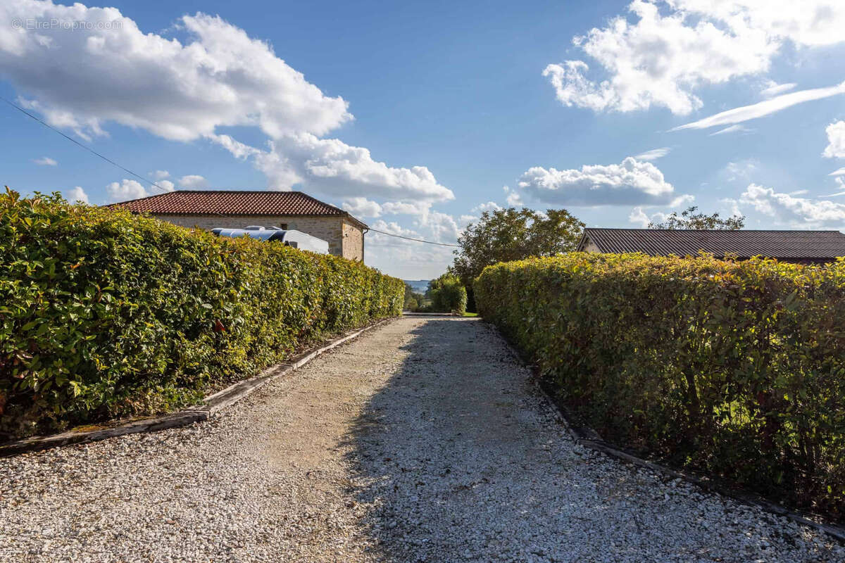 Maison à TOURNON-D&#039;AGENAIS