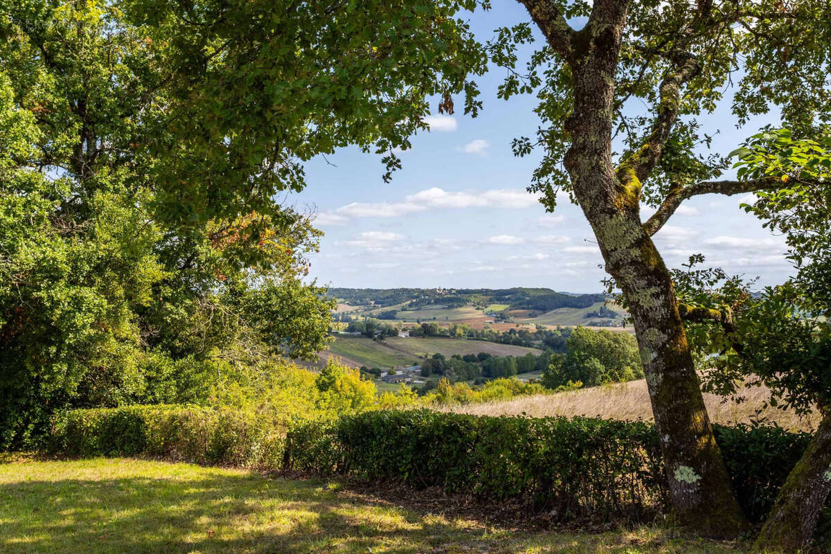 Maison à CASTELSAGRAT