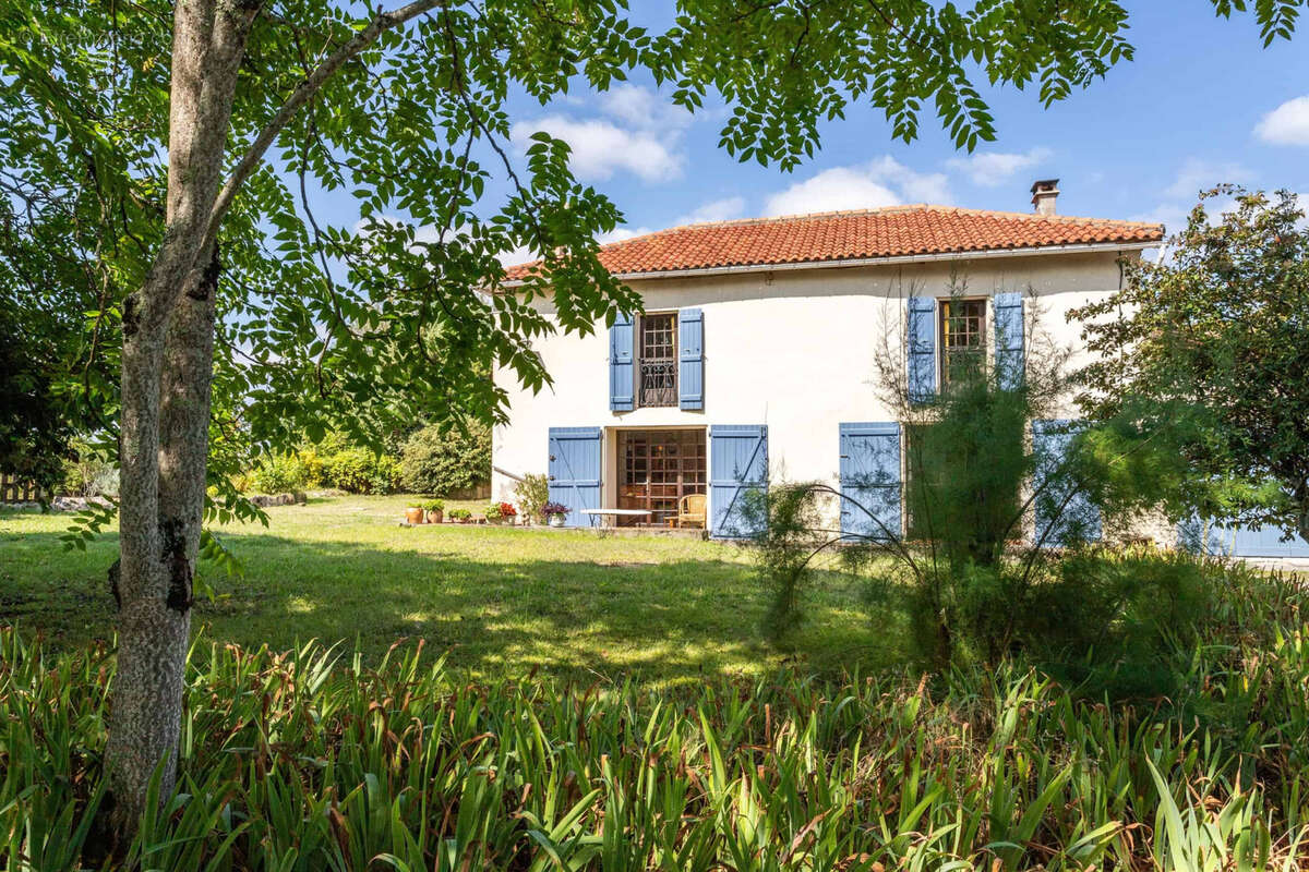 Maison à CASTELSAGRAT