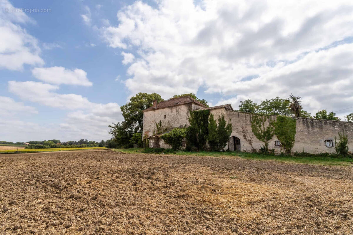 Maison à BOURG-DE-VISA