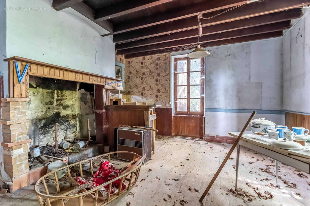 Maison à BOURG-DE-VISA