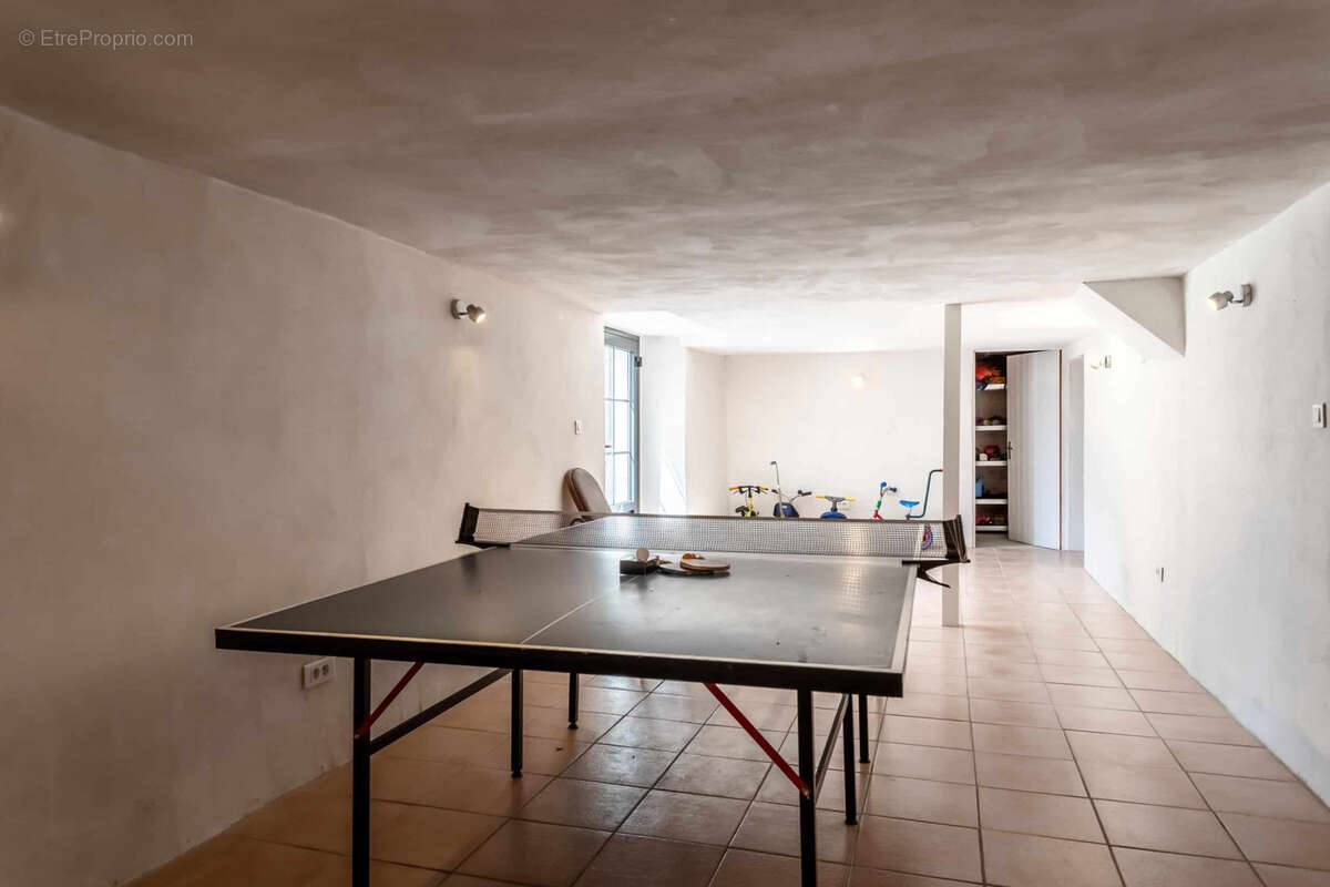 Maison à MONTAIGU-DE-QUERCY